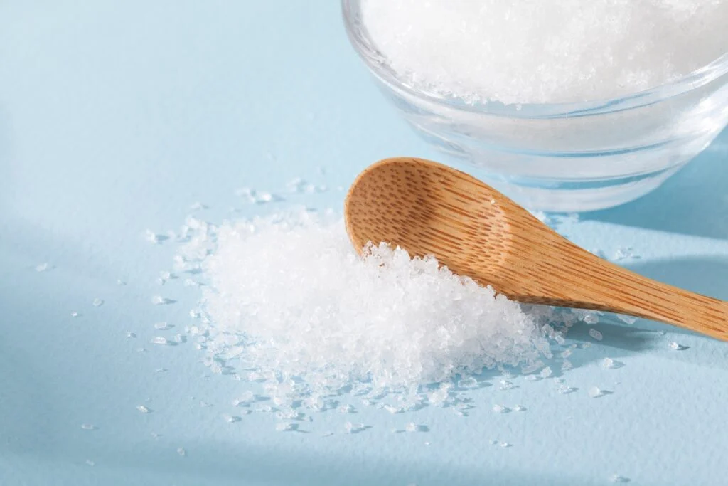 IRI BEYOND - Το ανεπαίσθητο σημάδι στα χέρια που δείχνει ότι τρώτε πολύ αλάτι