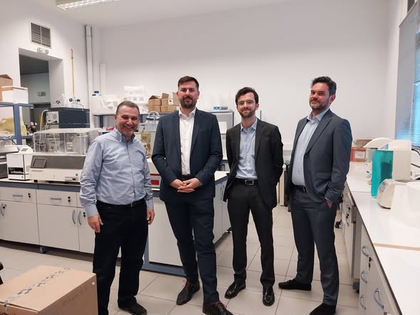 IRI BEYOND - Επίσκεψη στελεχών της Πρεσβείας των ΗΠΑ στο Εργαστήριο Μοριακής Βιολογίας και Ανοσολογίας του Τμήματος Φαρμακευτικής του Πανεπιστημίου Πατρών