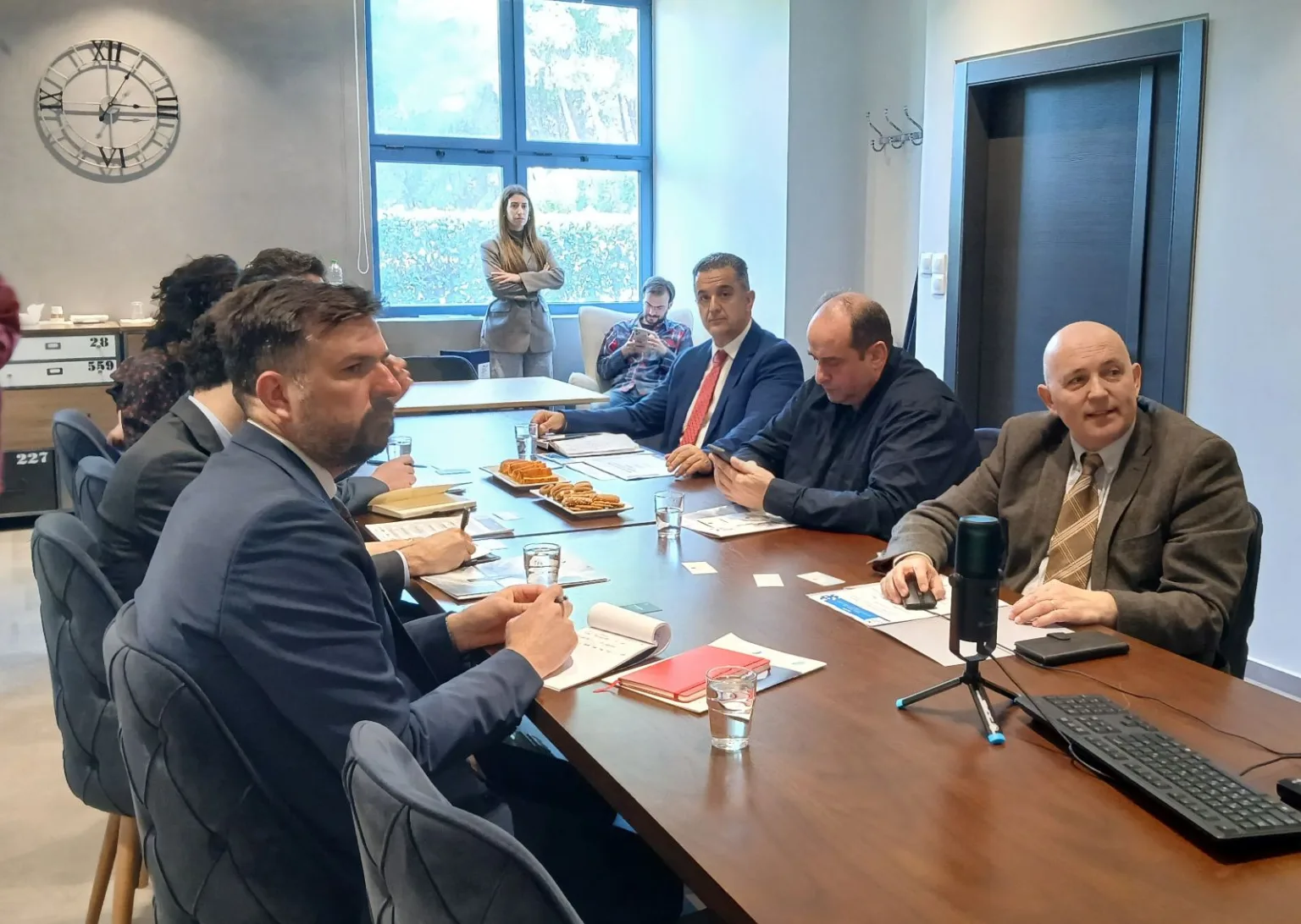 Πάτρα: Η Πρεσβεία των ΗΠΑ χαρτογραφεί ευκαιρίες – Επίσκεψη στο Επιστημονικό Πάρκο